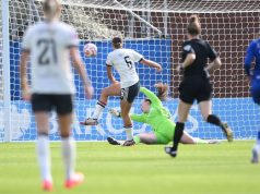 Clinton brilla en el Man United, Chelsea anota siete; Más noticias de fútbol