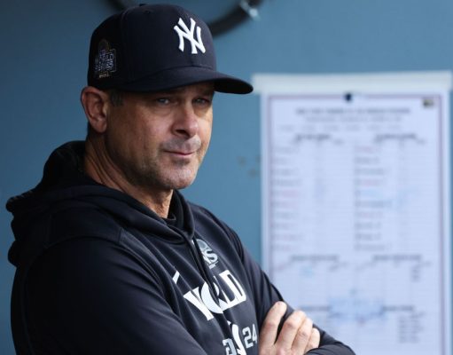 Aaron Boone enfrenta la prueba definitiva como manager de los Yankees